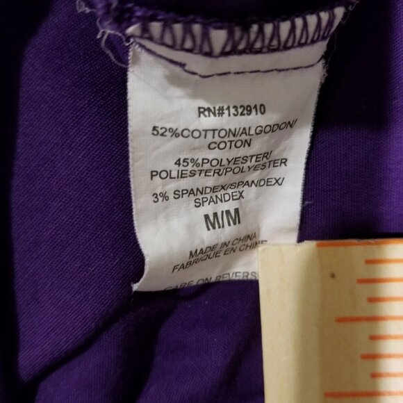 Crocs Size M Medical Apparel Purple Scrub Top Women's Buttons Logo Pockets - Picture 6 of 9